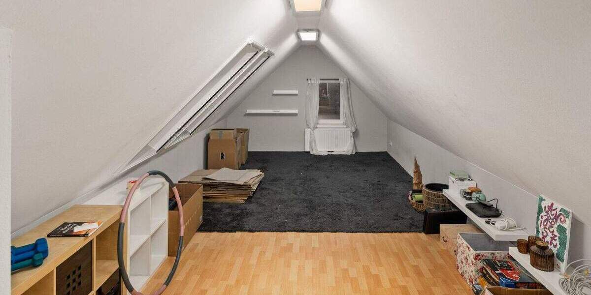 Einfamilienhaus Bassum Osterbinde - 9 Zimmer, 244 m&sup2;, 415.000&euro; | Angebot:25796677