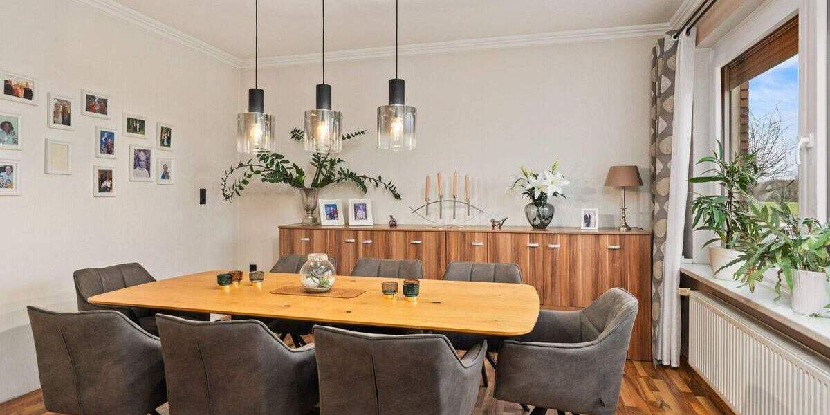 Einfamilienhaus Bassum Osterbinde - 9 Zimmer, 244 m&sup2;, 415.000&euro; | Angebot:25796677