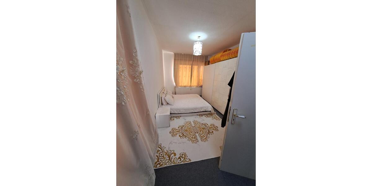 4 Zimmer Erdgeschoss mit Terrasse und Gartenanteil 4 zimmer