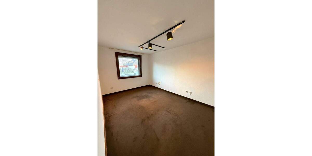 Gewerbeobjekt Bassum - 3 Zimmer, 63 m&sup2;, 990&euro; | Angebot:25770907