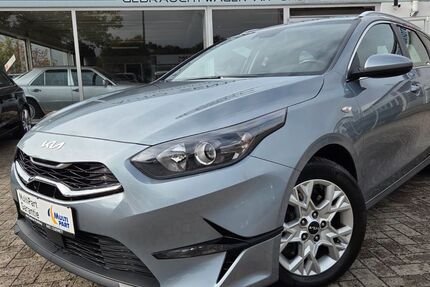 Kia ceed Sportswagon 68.000 km 17.450 € Bremen 28259