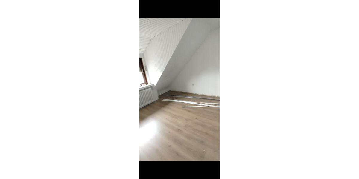 Etagenwohnung Bremen Hemelingen - 4 Zimmer, 94 m&sup2;, 1.000&euro; | Angebot:26368442
