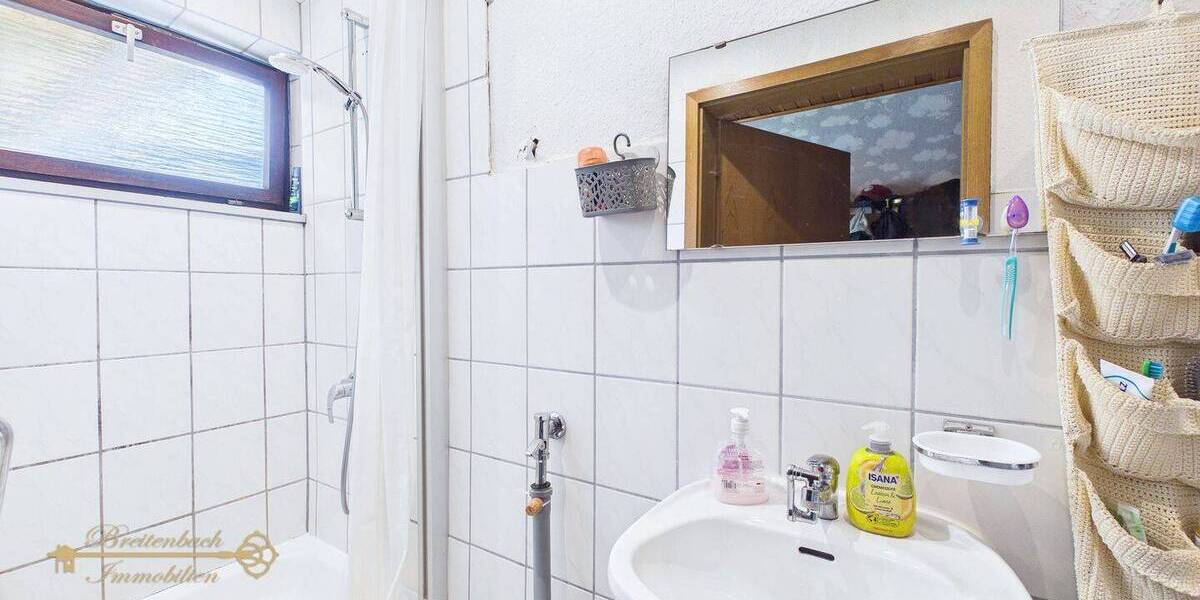 Mehrfamilienhaus, Wohnhaus Achim Uesen - 7 Zimmer, 220 m&sup2;, 430.000&euro; | Angebot:26875038