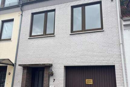 Reihenhaus in Wesernähe bietet zahlreiche Gestaltungsmöglichkeiten 5 zimmer