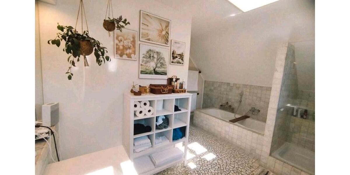 Einfamilienhaus Bremen Oberneuland - 10 Zimmer, 260 m&sup2;, 899.900&euro; | Angebot:26903832