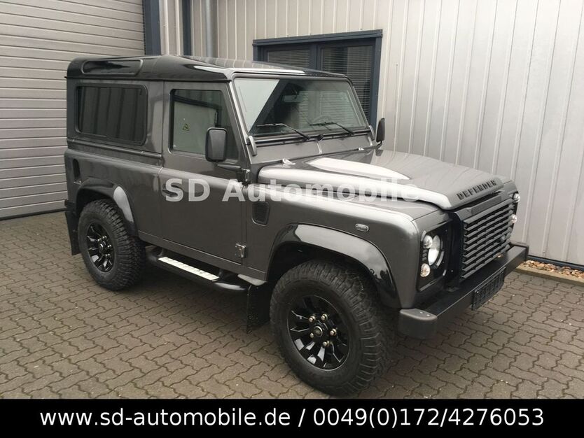 Land Rover Defender 56.000 km 64.890 € Grasberg bei Bremen 28879