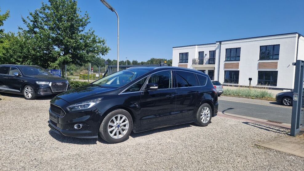 Ford S-Max 188.500 km 11.500 € Achim 28832
