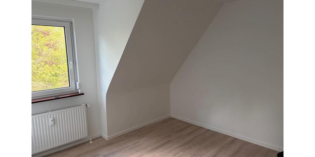 Etagenwohnung Bremen Neustadt - 3 Zimmer, 98 m&sup2;, 198.000&euro; | Angebot:26965482