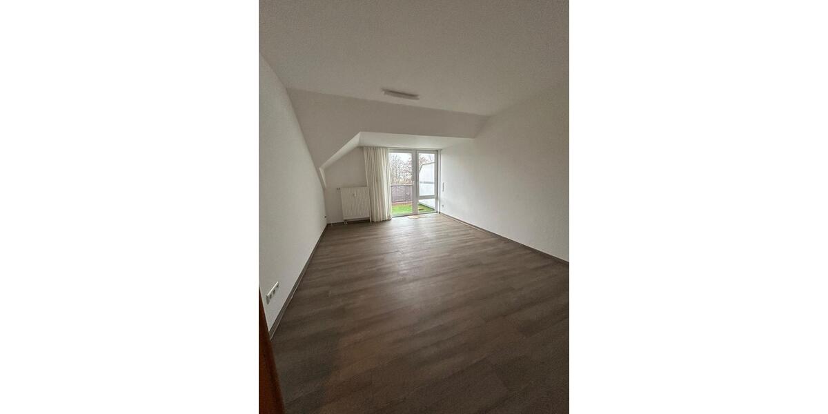 Dachgeschoßwohnung Stuhr - 2 Zimmer, 50 m&sup2;, 690&euro; | Angebot:24950768