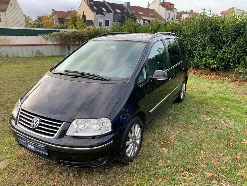 VW Sharan 189.000 km 4.950 € Bremen 28239