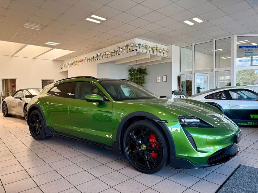 Porsche Taycan 19.998 km 74.850 € Stuhr-Bremen 28816