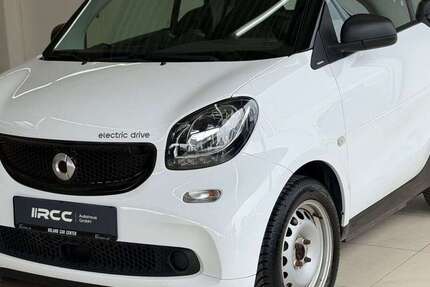 Smart forTwo 63.876 km 7.940 &euro; Stuhr / Seckenhausen 28816