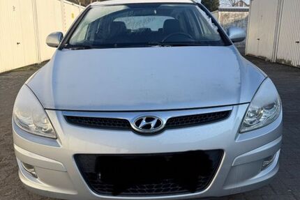 Hyundai i30 109.500 km 4.400 &euro; Bremen 28307
