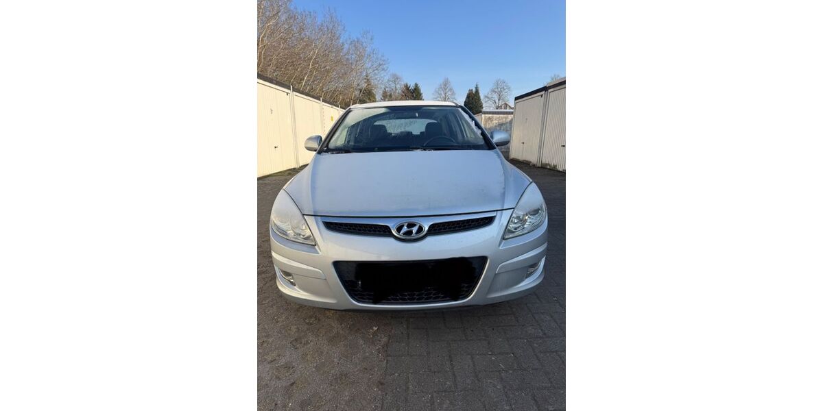 Hyundai i30 109.500 km 4.400 &euro; Bremen 28307