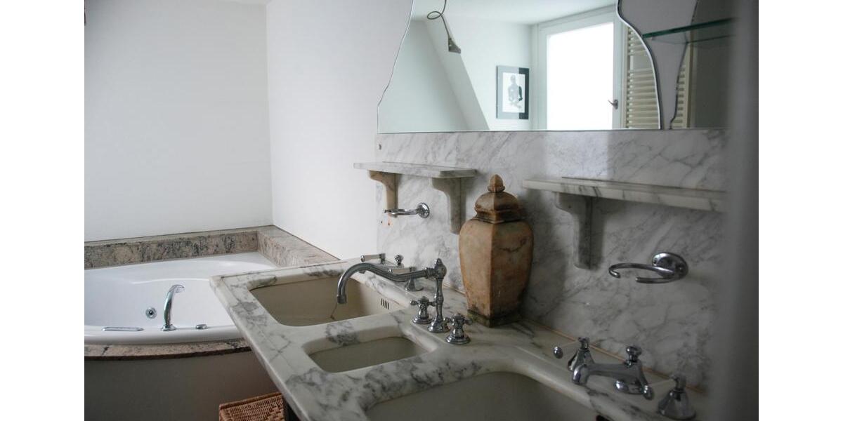 Exklusive möblierte Penthousewohnung am Osterdeich 2 zimmer