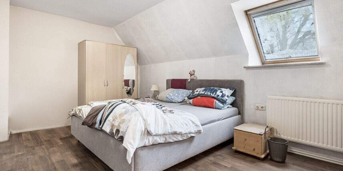 Doppelhaushälfte Emtinghausen - 6 Zimmer, 127 m&sup2;, 299.000&euro; | Angebot:25670976