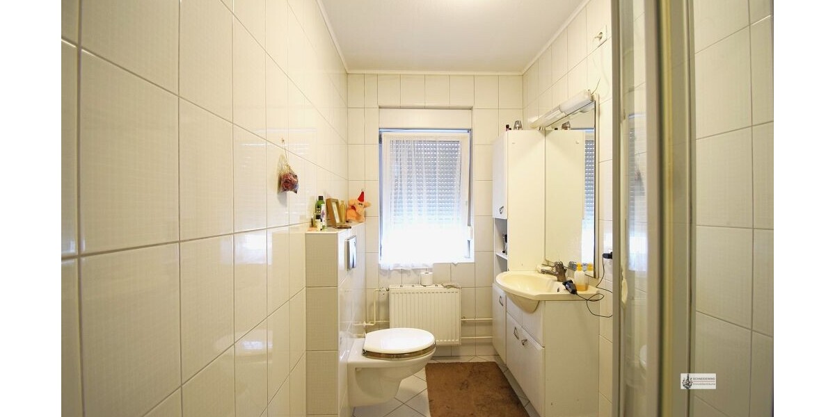 Großes modernisiertes EFH + EBK + Wintergarten + 3 Bäder mit 2 Stellplätzen vor dem Haus - Doppelhaushälfte Syke / Siedlung Gessel Gessel | Angebot:24213112