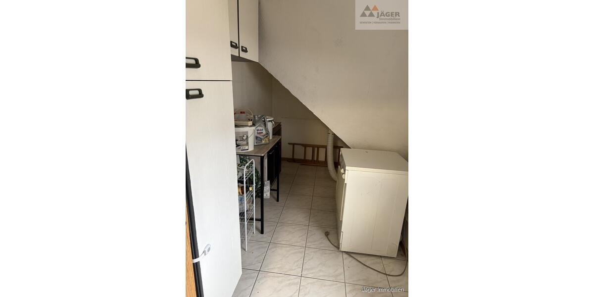 Dachgeschoßwohnung Ganderkesee - 3 Zimmer, 80 m&sup2;, 650&euro; | Angebot:24672730