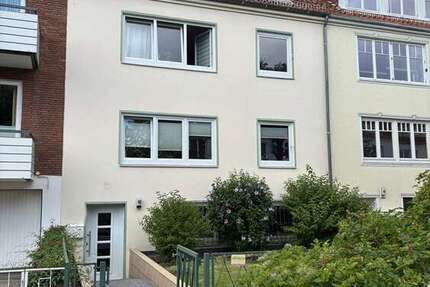 Haus Bremen Schwachhausen - 9 Zimmer, 226 m&sup2;, 749.000&euro; | Angebot:22185923