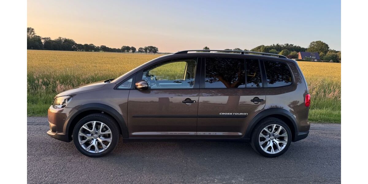 VW Touran 173.000 km 14.500 &euro; Sottrum 27367