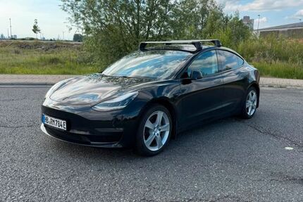 Tesla Model 3 151.000 km 20.000 &euro; Bremen 28197