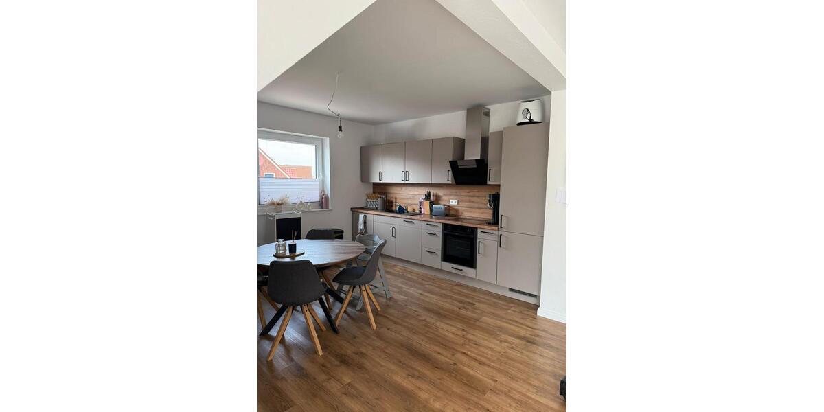 Dachgeschoßwohnung Berne - 2.5 Zimmer, 97 m&sup2;, 990&euro; | Angebot:26222967