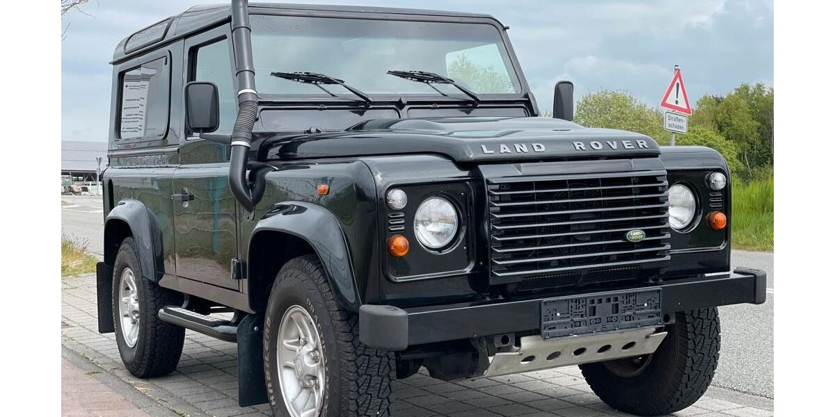 Land Rover Defender 144.500 km 39.900 € Bremen 28279