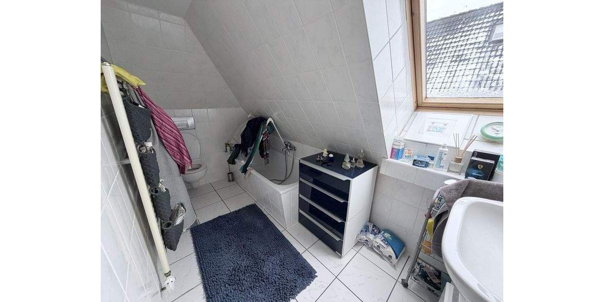 Mehrfamilienhaus, Wohnhaus Bremen / Rekum Rekum - 8 Zimmer, 200 m&sup2;, 329.900&euro; | Angebot:26117370