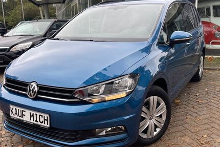 VW Touran 159.933 km 10.999 € Sandkrug 26209