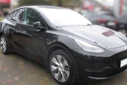 Tesla Model Y 40.051 km 37.777 &euro; Oyten 28876