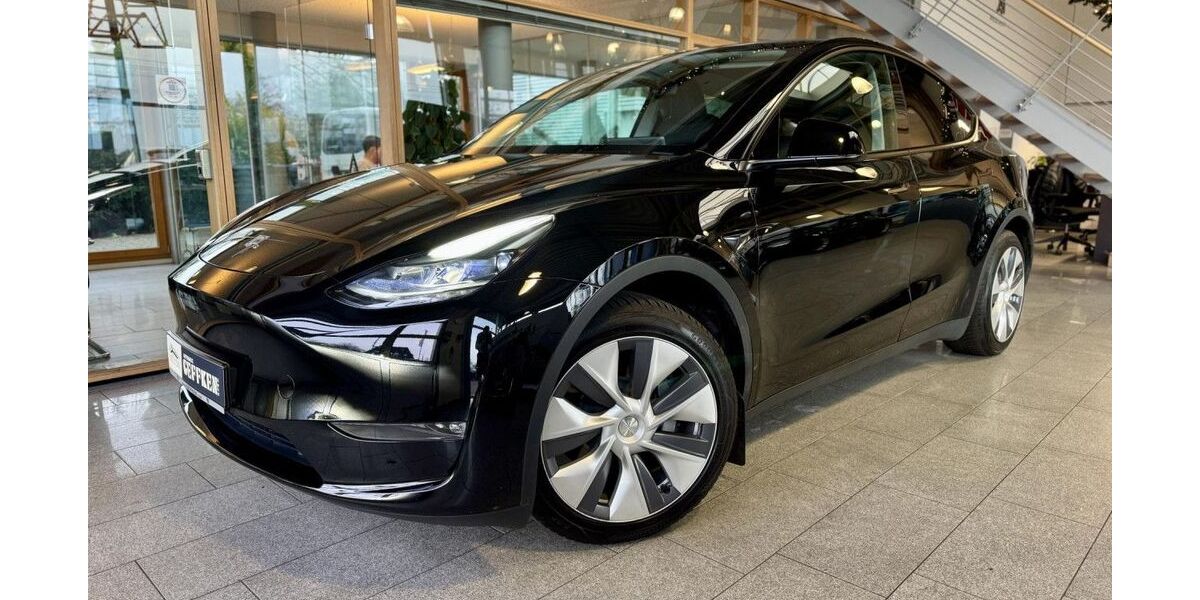 Tesla Model Y 43.817 km 39.490 &euro; Lilienthal 28865