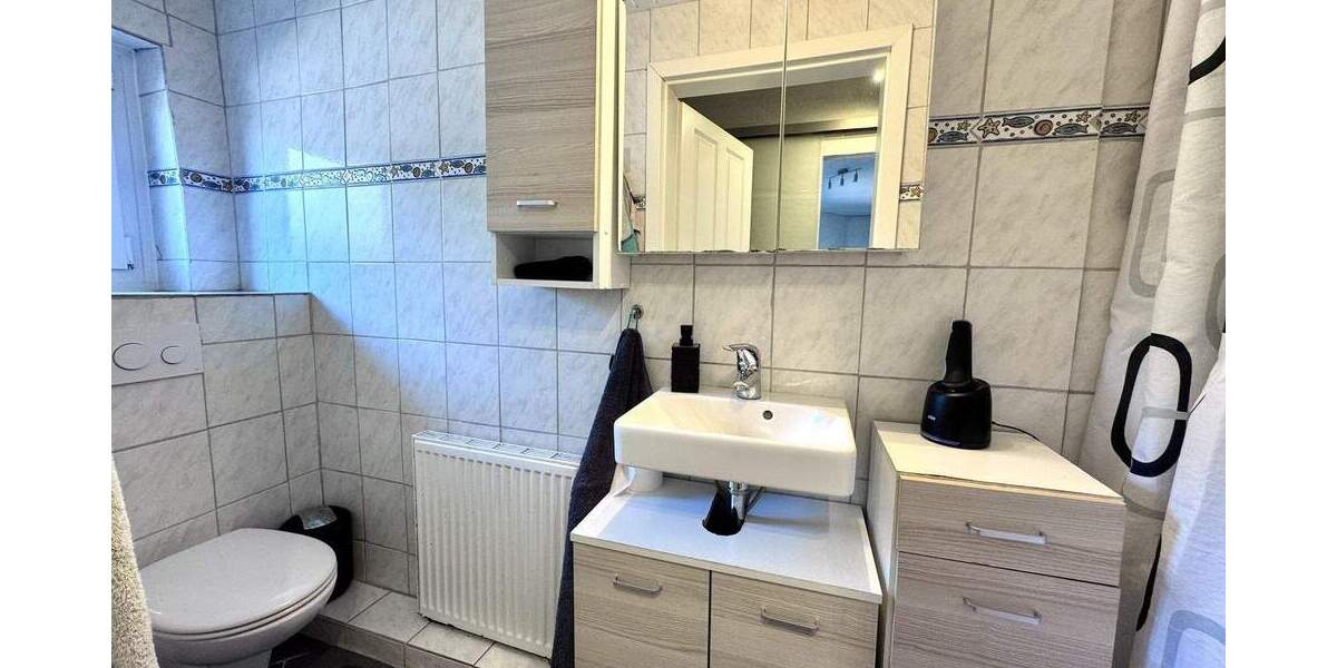 Mehrfamilienhaus, Wohnhaus Ritterhude - 7 Zimmer, 218 m&sup2;, 310.000&euro; | Angebot:25685803
