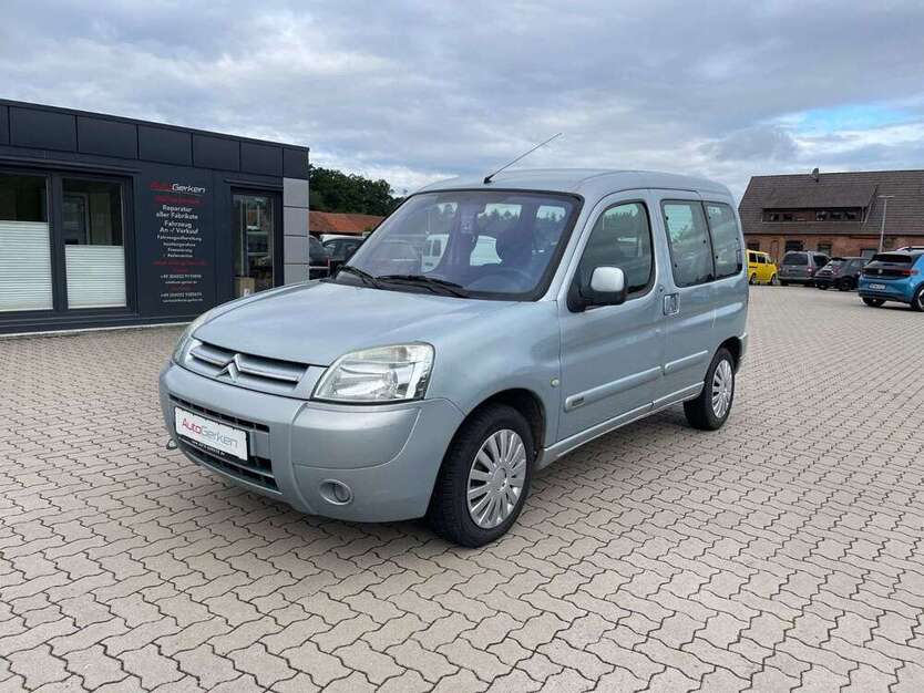 Citroen Berlingo 254.437 km 2.990 € Martfeld 27327