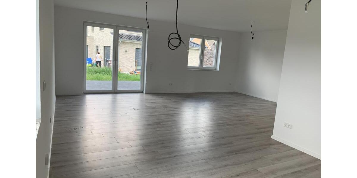 Doppelhaushälfte Ganderkesee - 4 Zimmer, 130 m&sup2;, 469.000&euro; | Angebot:24729204