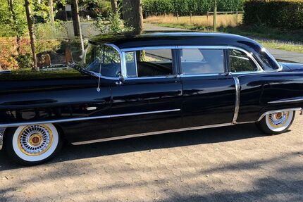 Cadillac Fleetwood 81.000 km 65.500 &euro; Sottrum 27367
