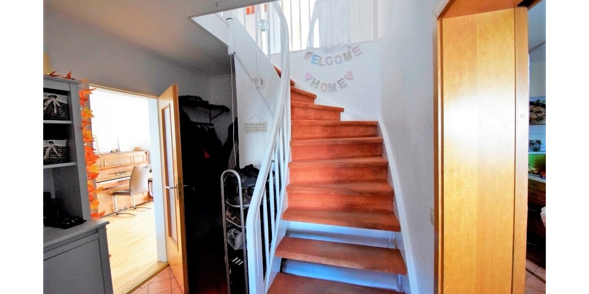 EFH in ruhiger Wohnstr. mit unverbaubarem Blick aufs Feld! + EBK + Carport + Garten - Einfamilienhaus Weyhe Leeste | Angebot:24213159