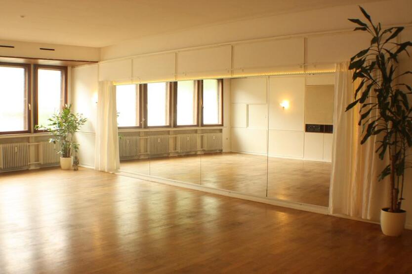 Raum für Bewegung Yoga Tanz in der Neustadt