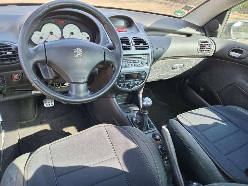 Peugeot 206 227.000 km 1.900 € Bremen 28309