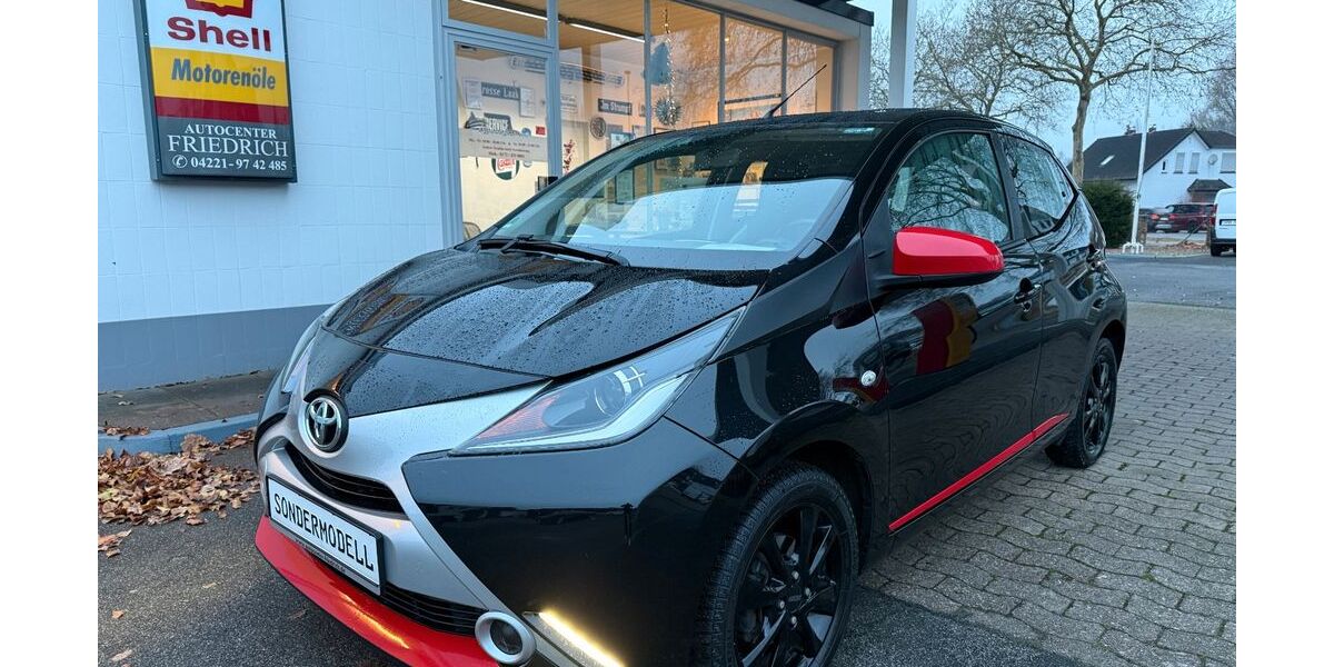 Toyota Aygo (X) 75.000 km 8.950 € Delmenhorst 27751
