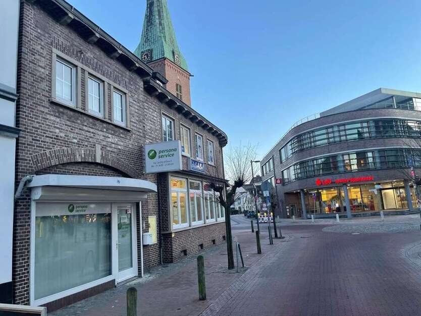 Büro in Delmenhorst 2.500 € 153 m²