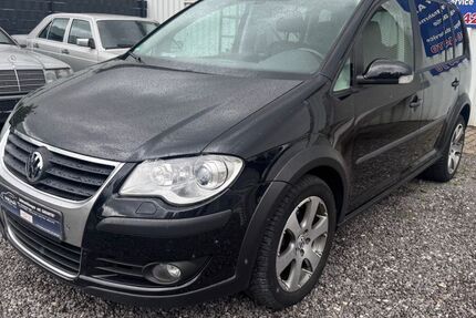 VW Touran 126.000 km 7.900 &euro; Stuhr 28816