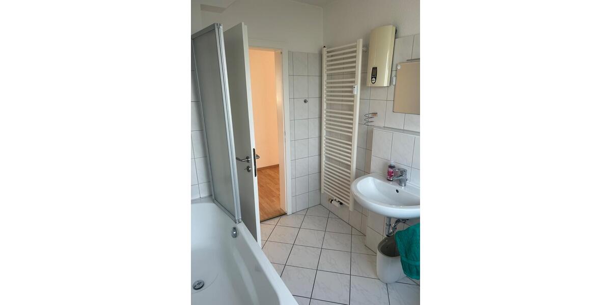 Etagenwohnung Bremen Huchting - 3 Zimmer, 101 m&sup2;, 193.000&euro; | Angebot:25307716