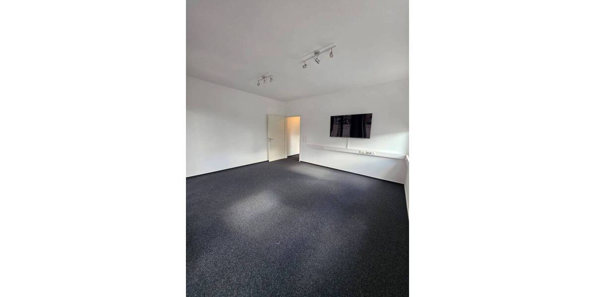 Gewerbeobjekt Ganderkesee Bookholzberg - 2 Zimmer, 69 m&sup2;, 590&euro; | Angebot:26595034