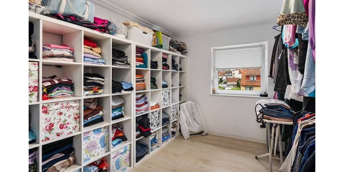 Reihenmittelhaus Bremen Lindenhof - 7 Zimmer, 167 m&sup2;, 489.000&euro; | Angebot:26796070