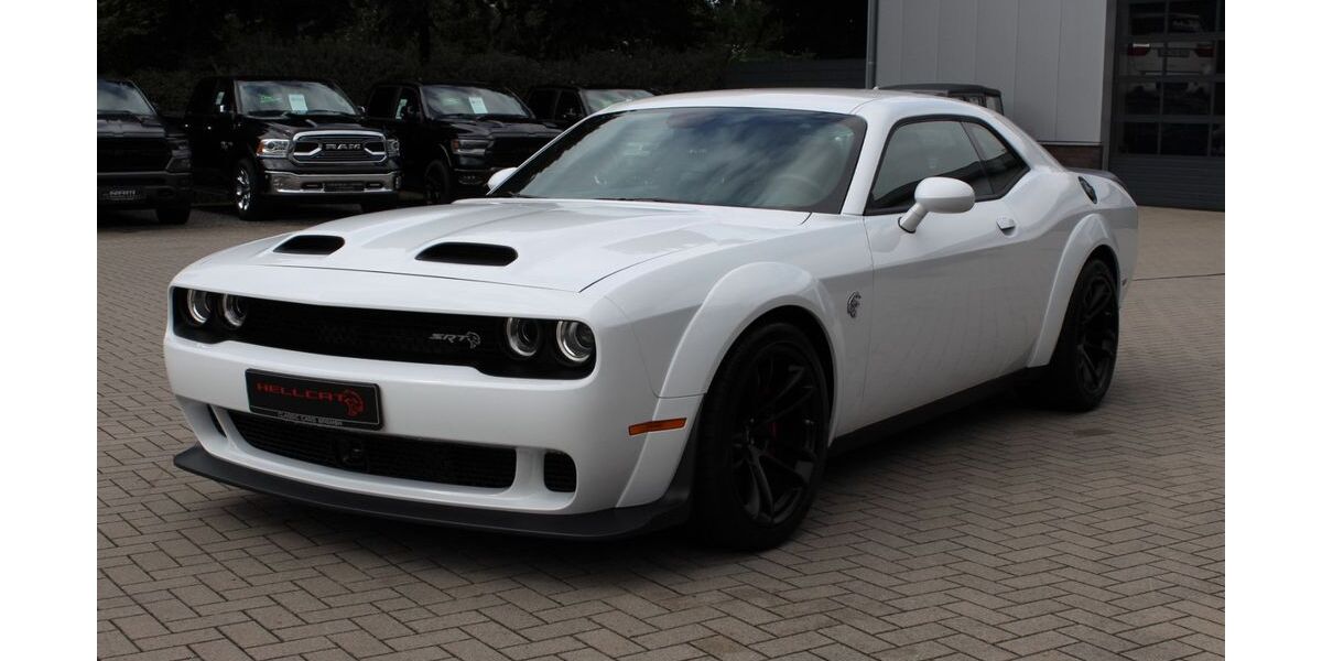 Dodge Challenger 49.800 km 66.900 € Bremen 28201