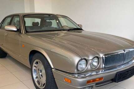 Jaguar XJ 81.190 km 11.500 &euro; Bremen 28357