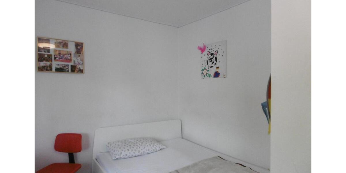 Bremen Huchting. Reihenmittelhaus 4 zimmer