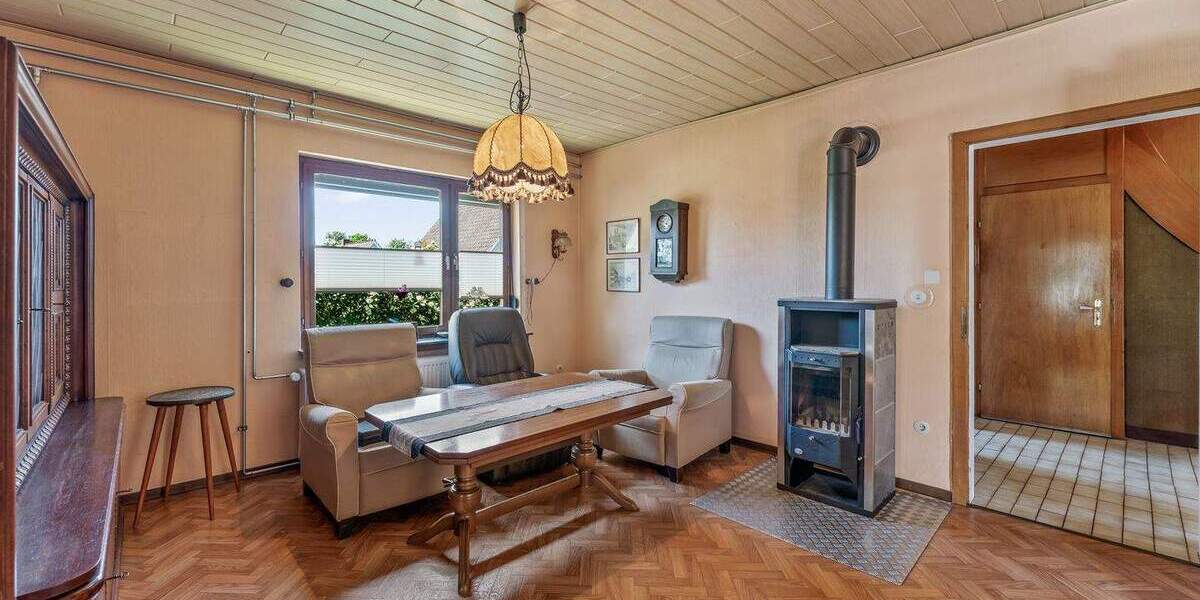 Einfamilienhaus Elsfleth - 7 Zimmer, 130 m&sup2;, 249.000&euro; | Angebot:25684172