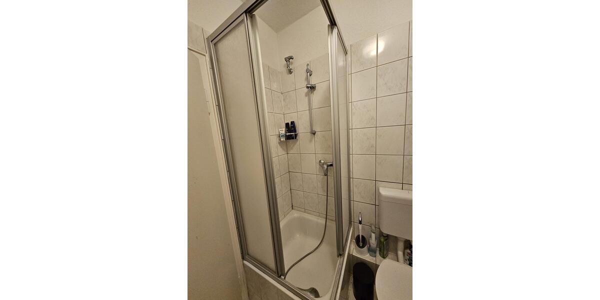 Dachgeschoßwohnung Bremen Vegesack - 4 Zimmer, 70 m&sup2;, 99.000&euro; | Angebot:26248699