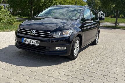 VW Touran 203.684 km 10.900 &euro; Sottrum 27367